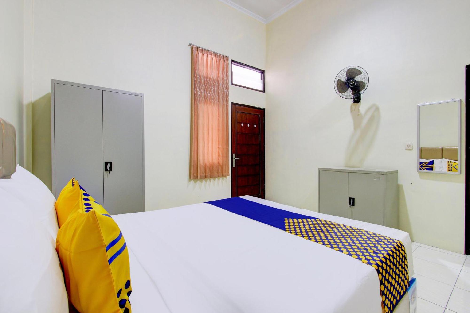 Spot On 93245 Guest House Mulia Dua Syariah Klaten Dış mekan fotoğraf