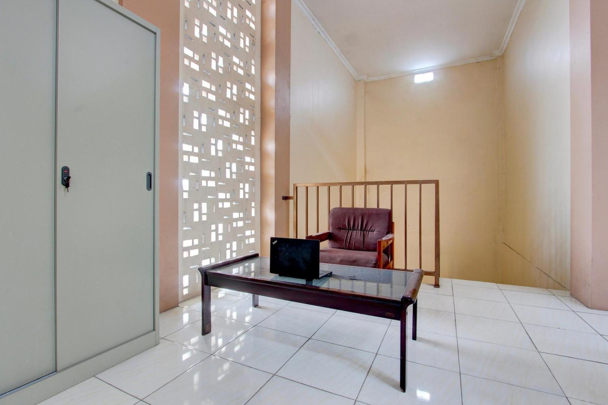 Spot On 93245 Guest House Mulia Dua Syariah Klaten Dış mekan fotoğraf